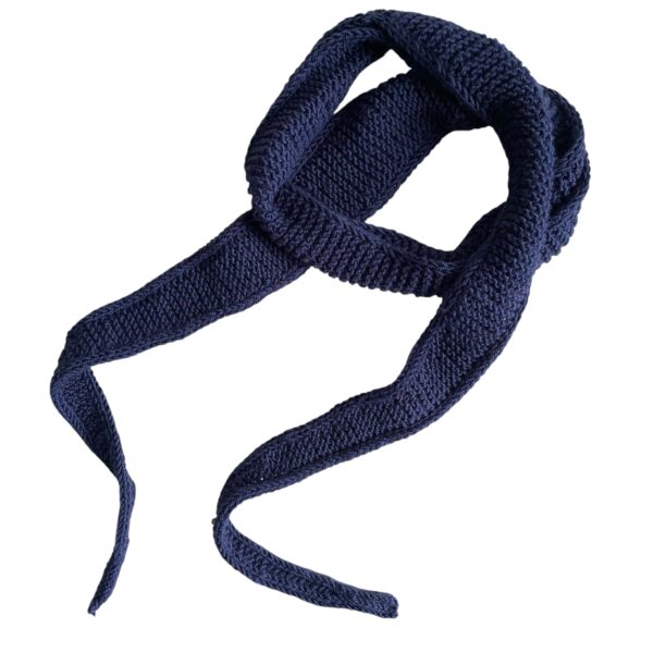 Hand knit skinny scarf - Navy