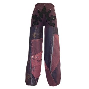 Booty design patched rose baggy jeans (M)